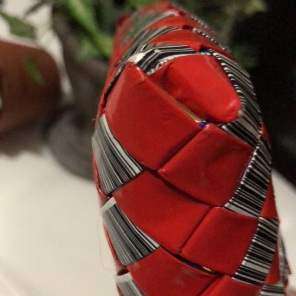 Recycled “Wrapper” Shoulder Bag-Red&Black-EUC - Picture 8 of 14